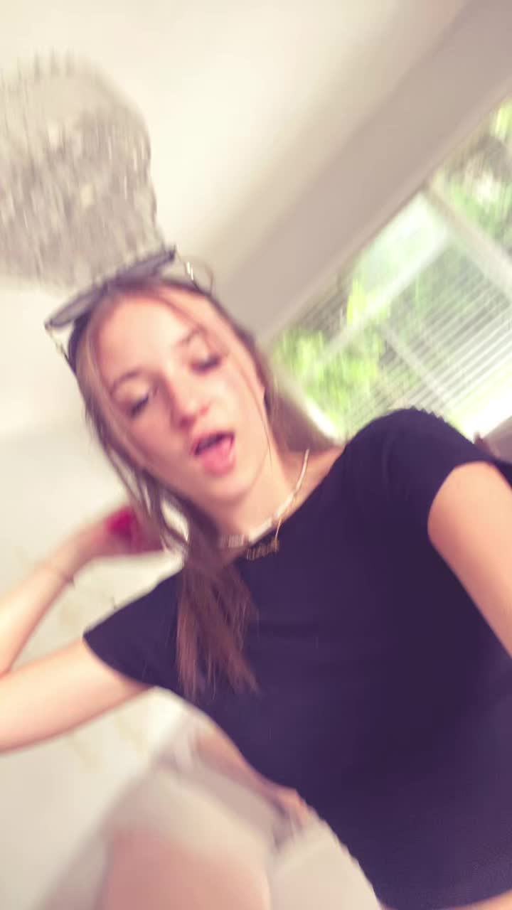 @Amber 🤍