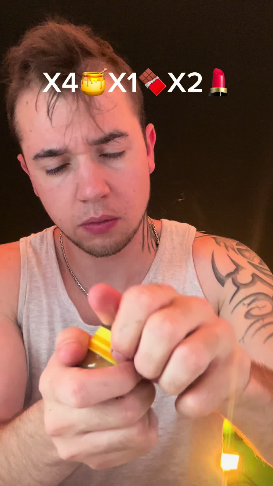 @ASMR TOM RED