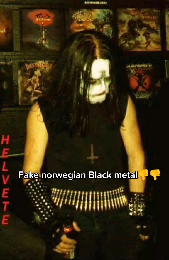 @𖤐