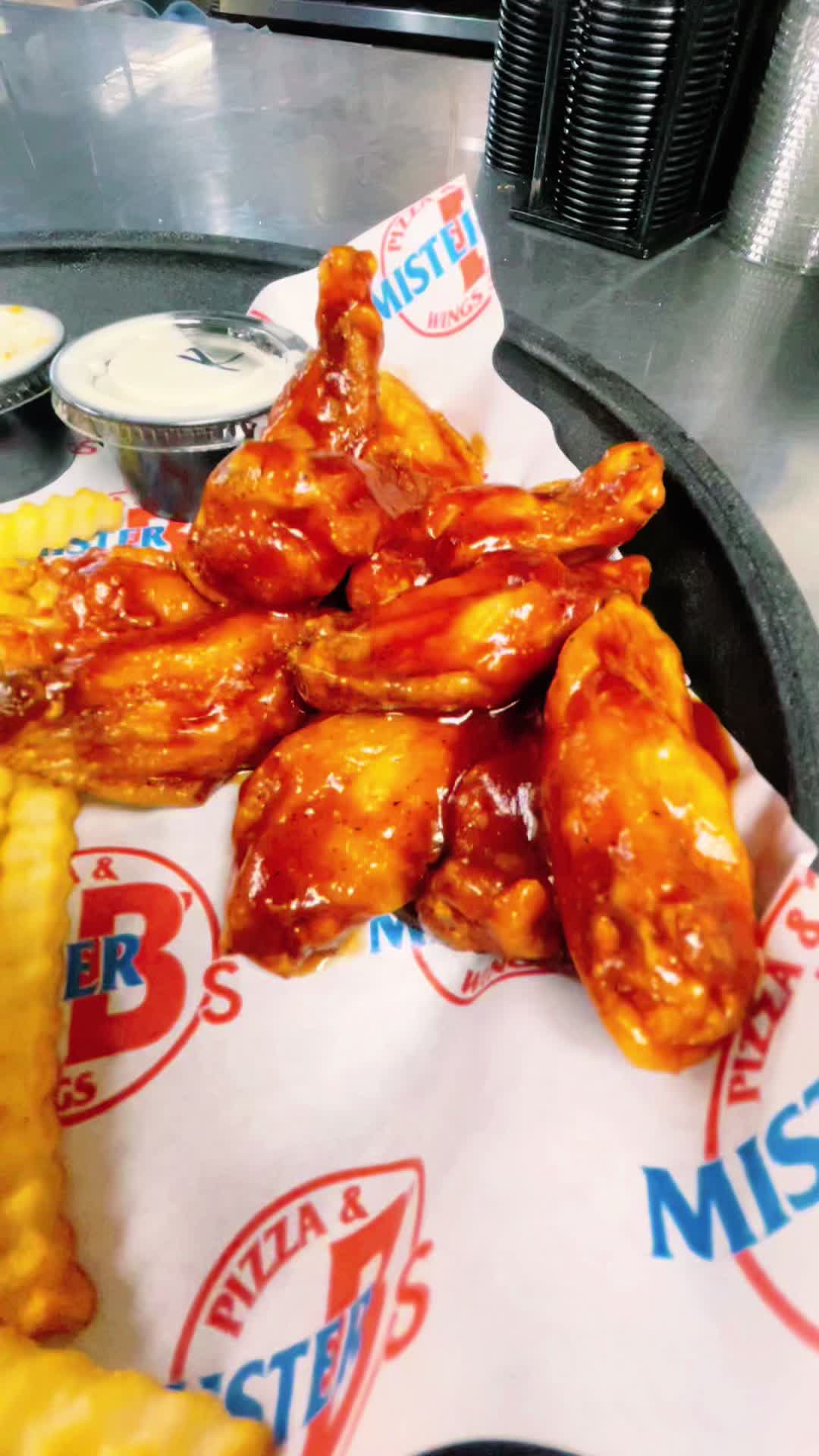 @MisterB’s Pizza &Wings