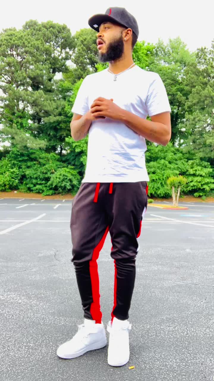 @Itsyungi