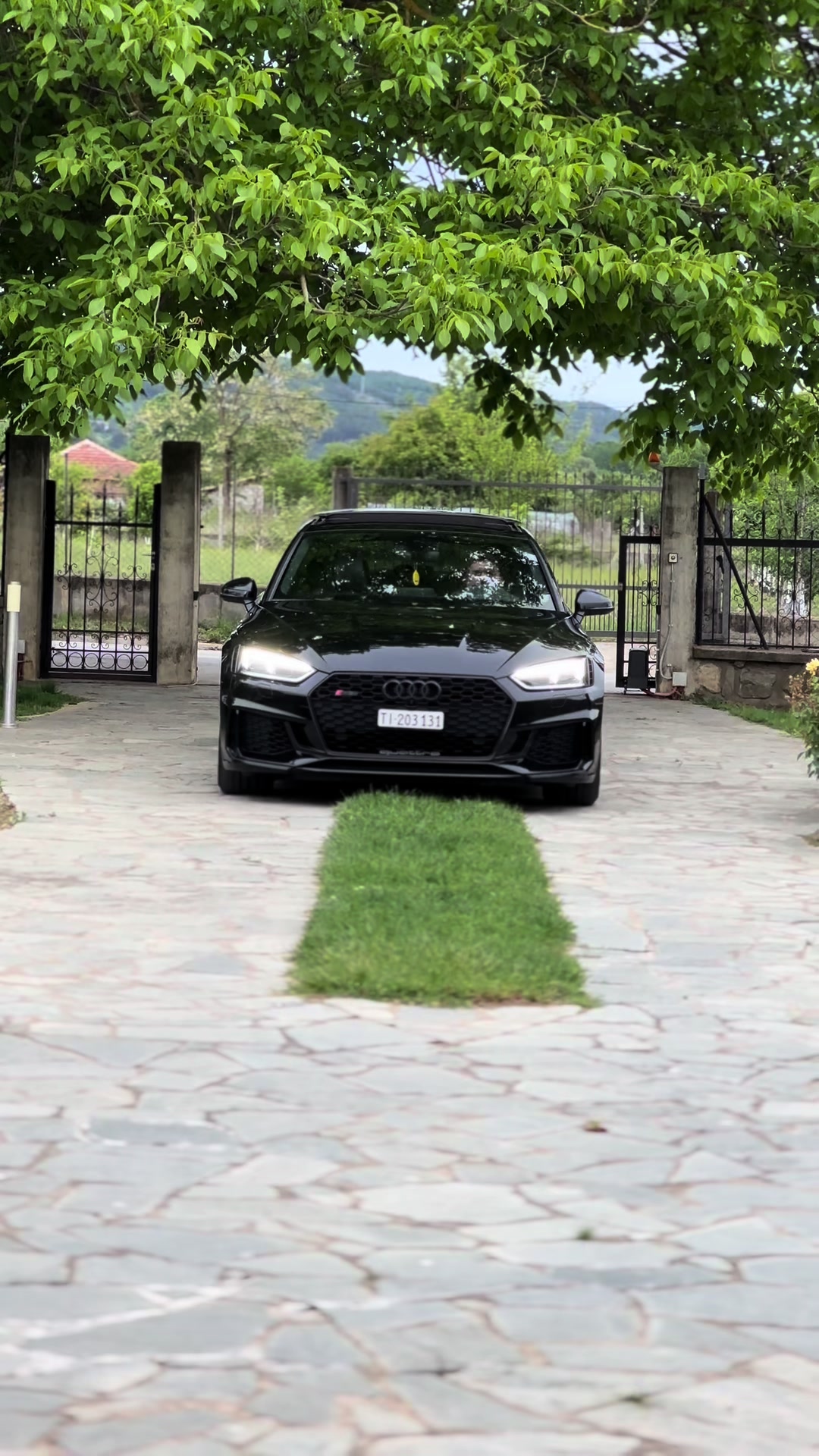 @RS5.BLACK