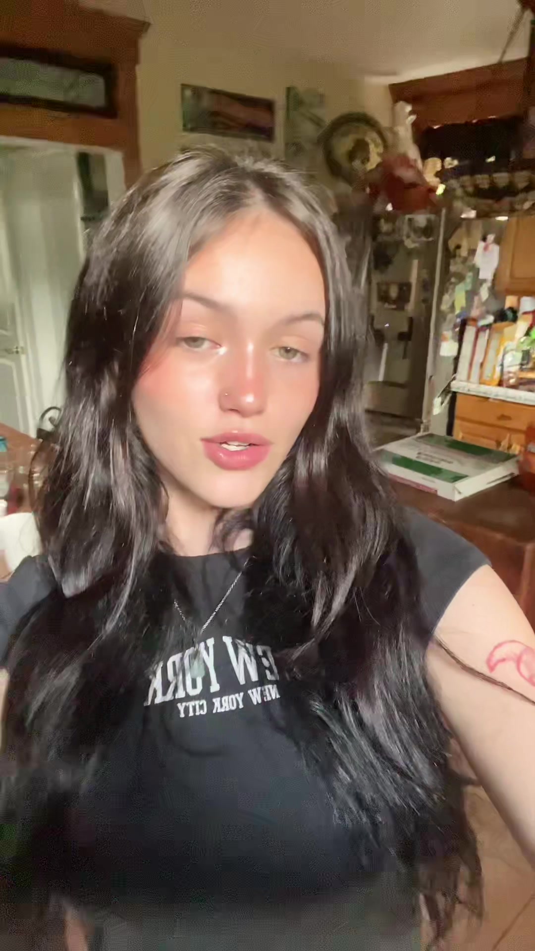 @alexis nicole 🖤