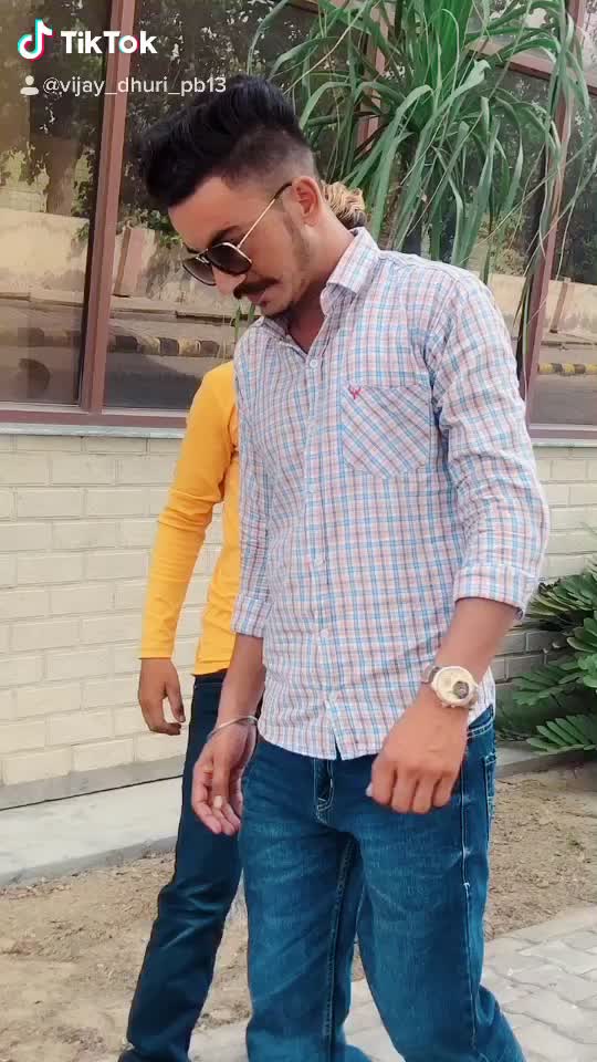 @i am vijay 🔵™
