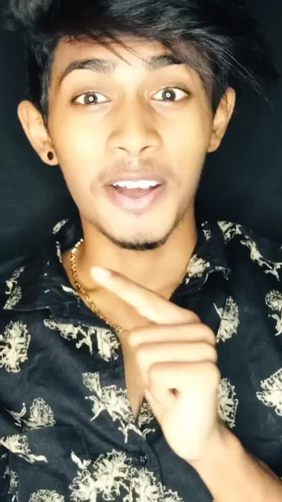 @𝓡𝓸𝔀𝓭𝔂😜