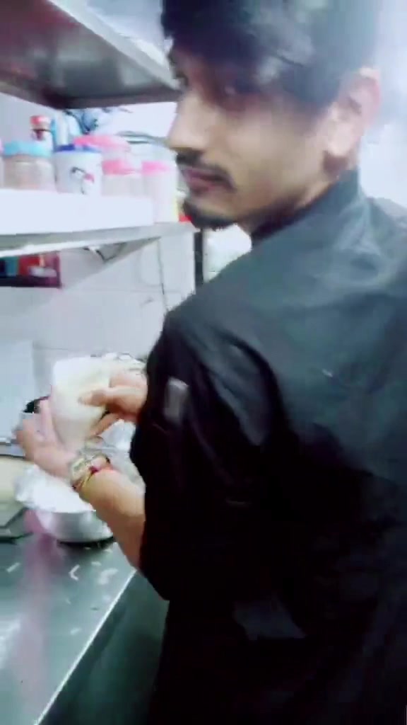 @R~-Ä-~J