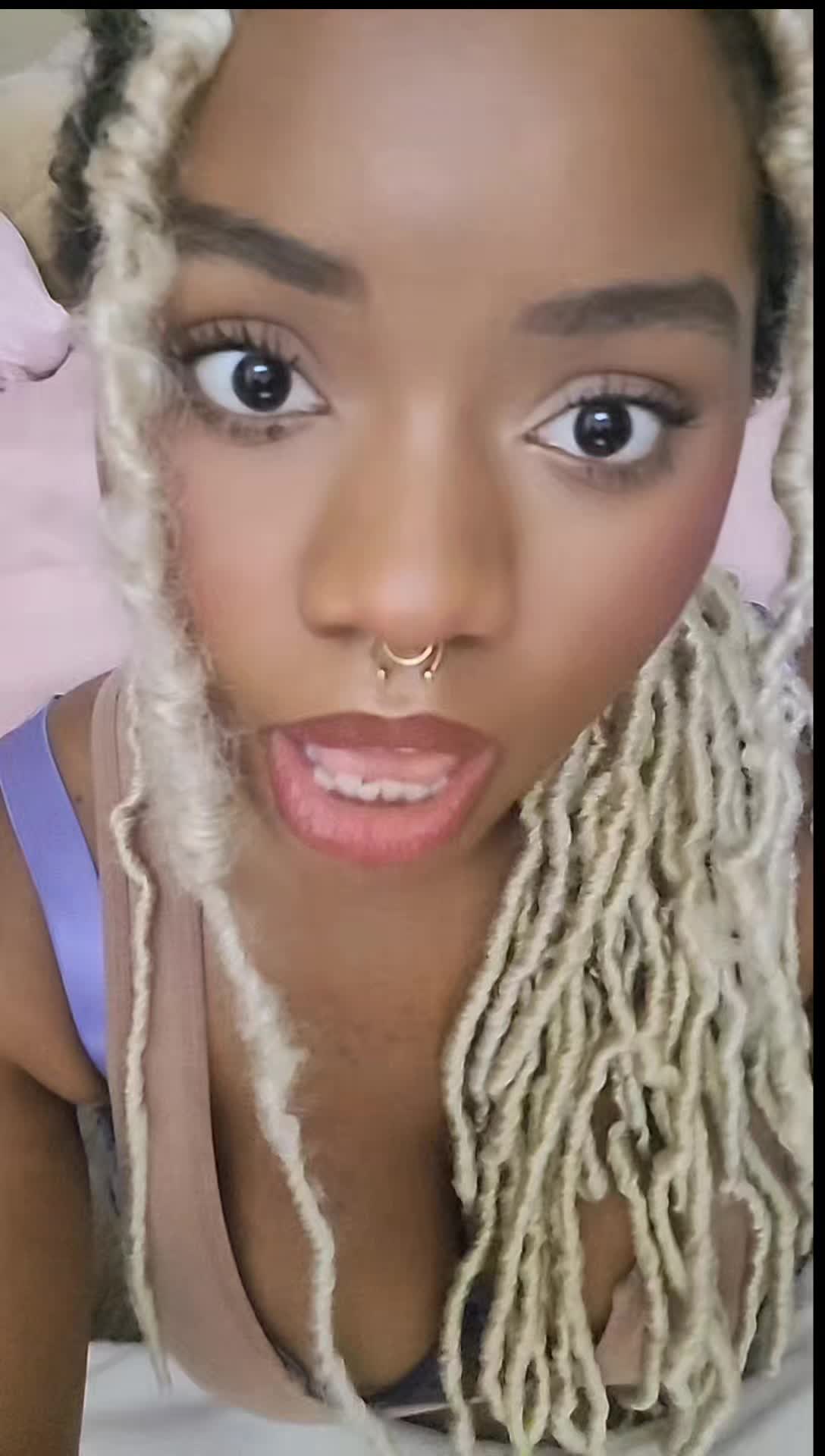 @NiNi
