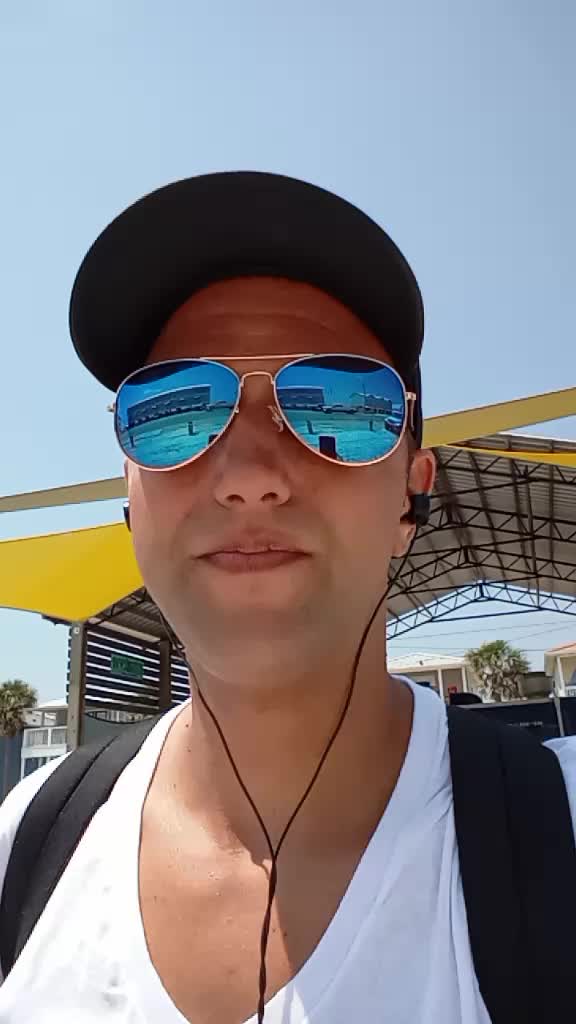 @Petruzziello