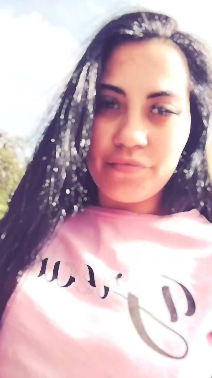 @😜Ňėbűňå mïčå 😂🙈