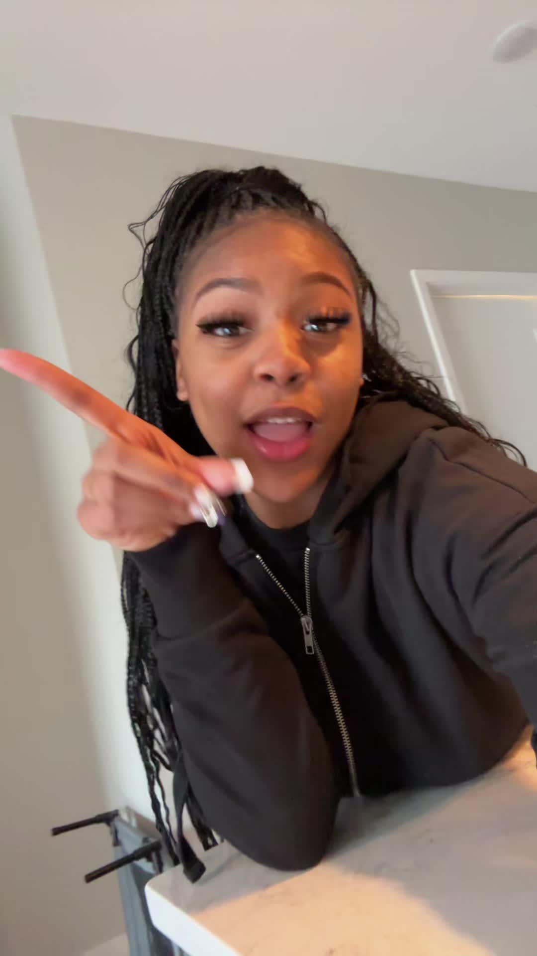 @6figureeshaa
