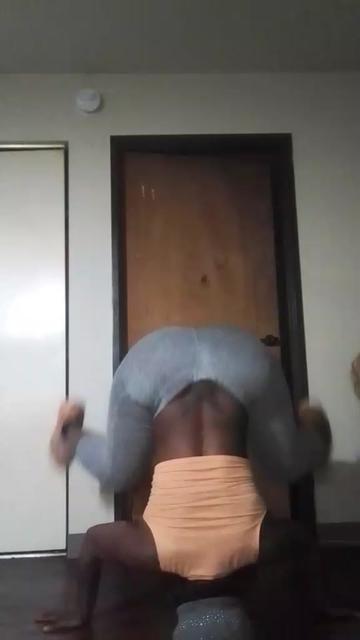 @Thickithickiimicki