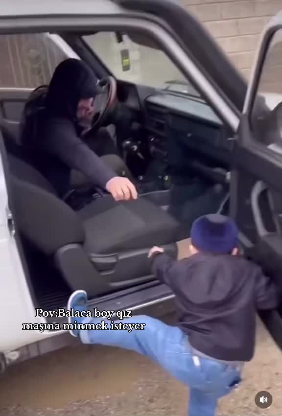 @𝓜.𝓜🇦🇿