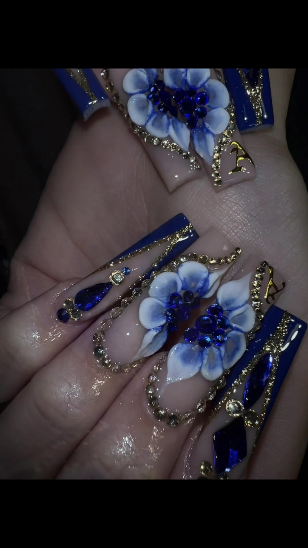 @Nina Pebbles ✨