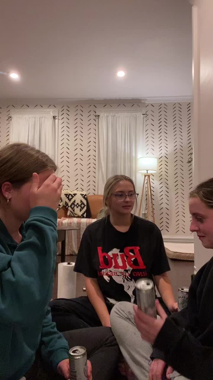 @em.moore98
