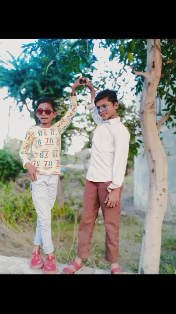 @😎__રંગીલા__રાજા__😎