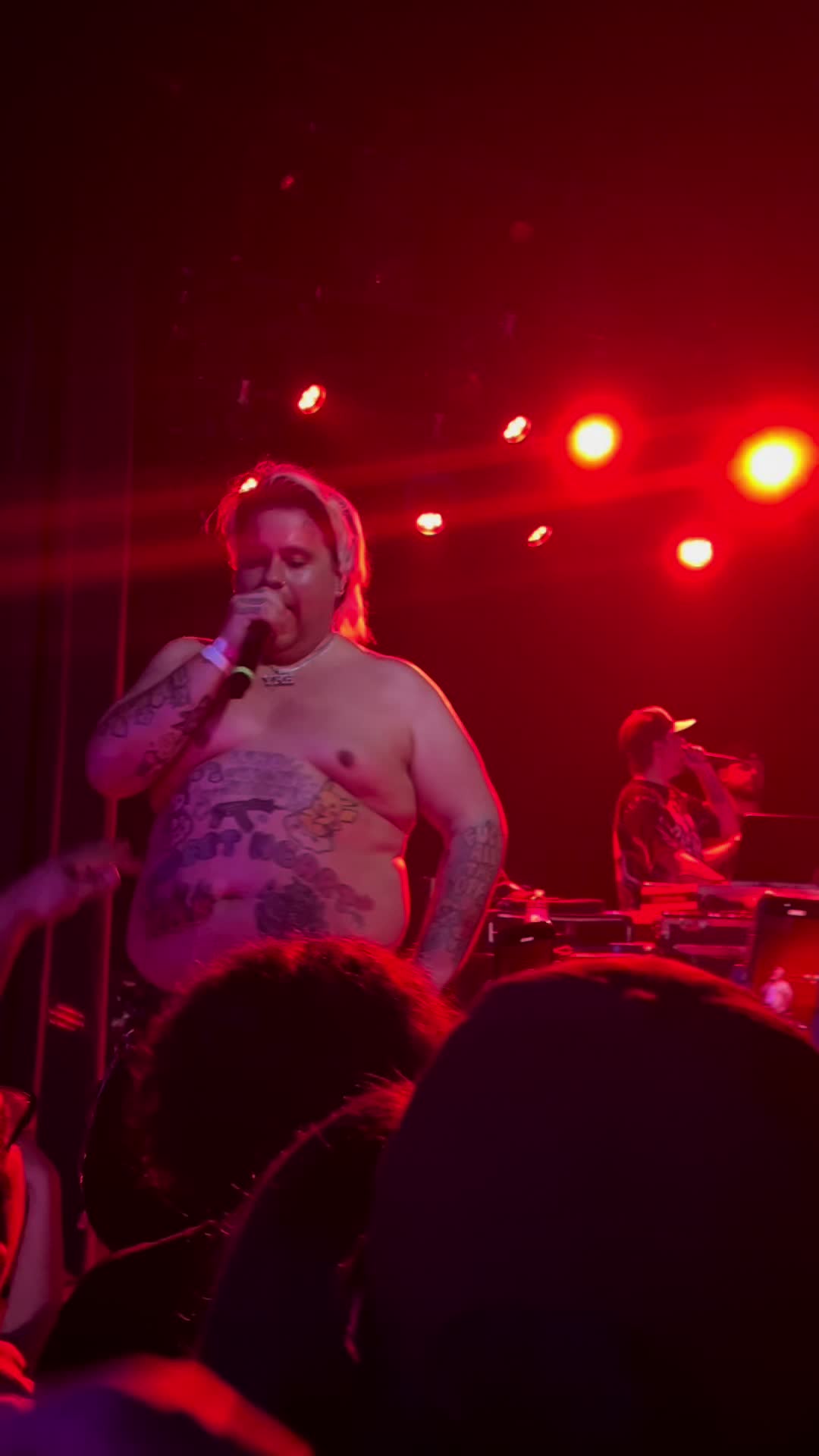 @GIRLNAMEDROOL