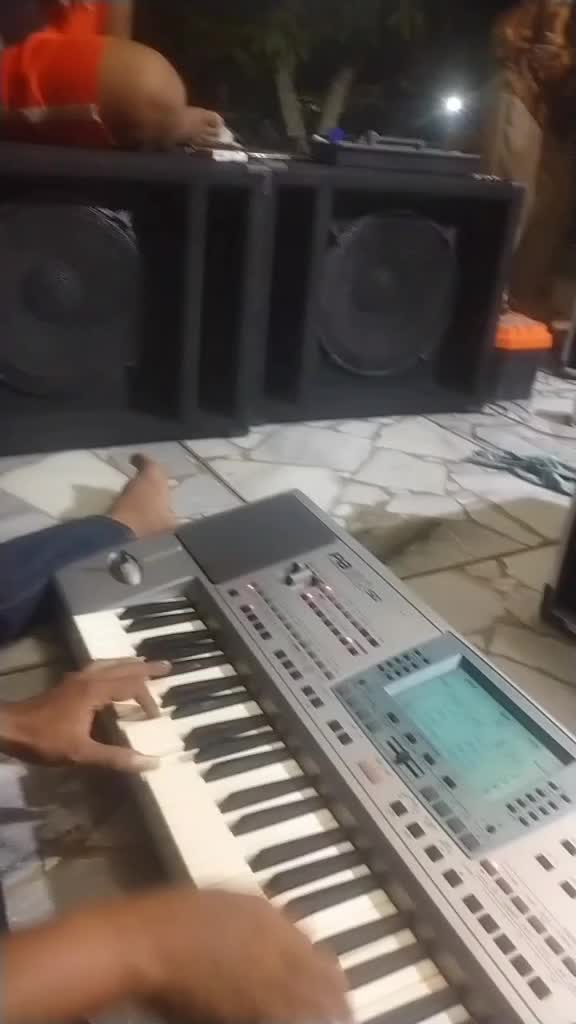 @user1240475327534
