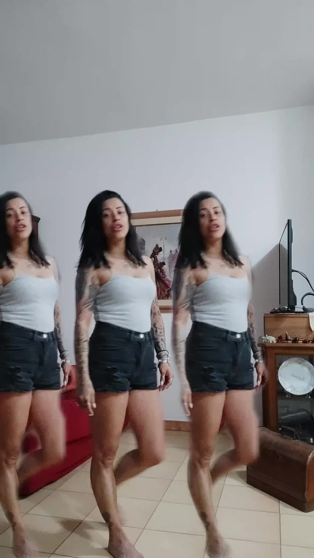 @Mamasita91 🌸🖤🐍