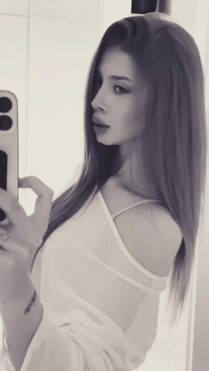 @аня