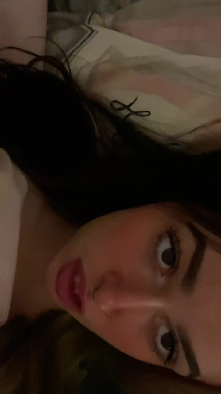 @rachel👽🖤