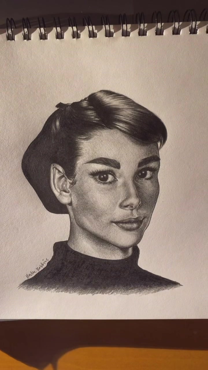 @hallelelani