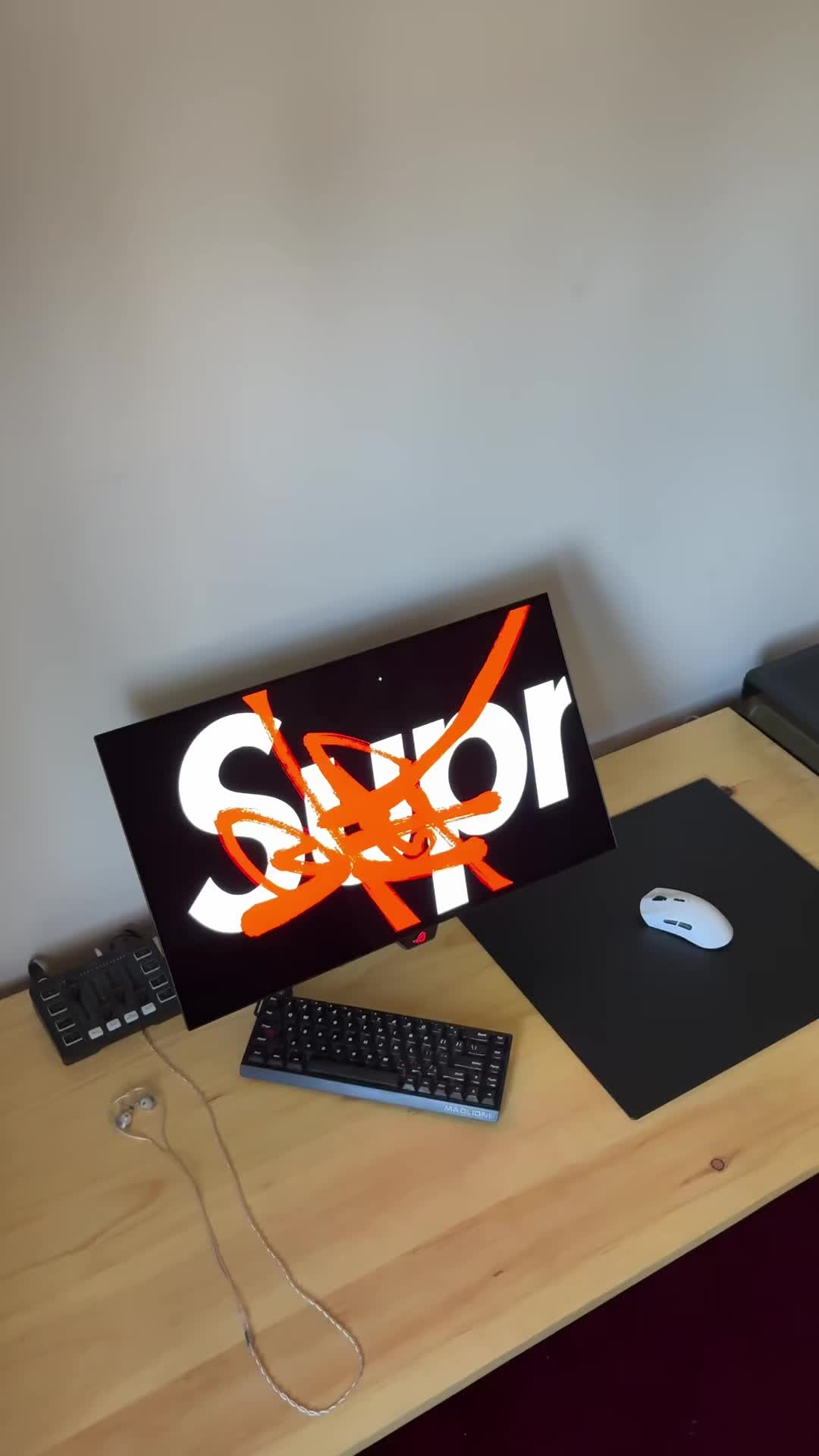 @vlad0sikq