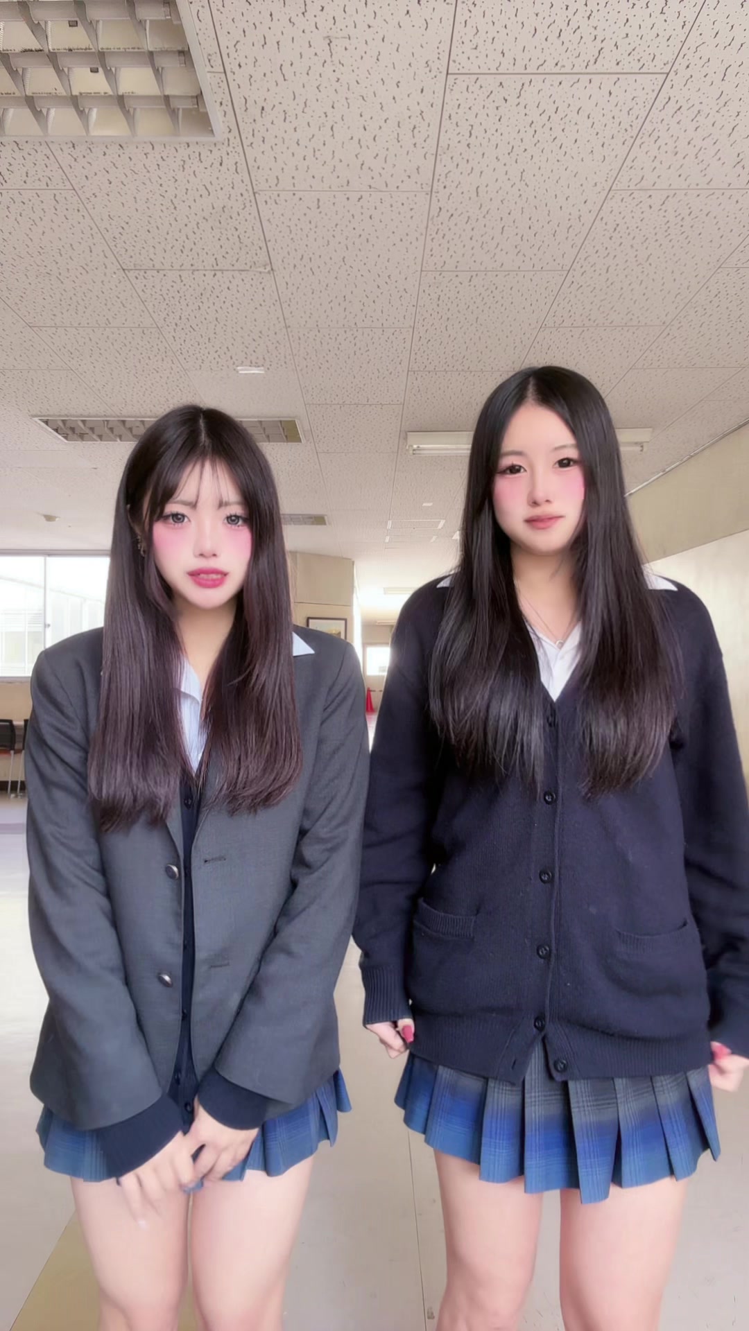 @ももにゃ