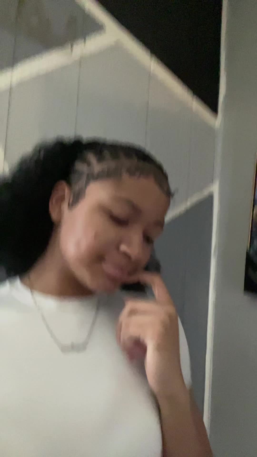 @ꨄ