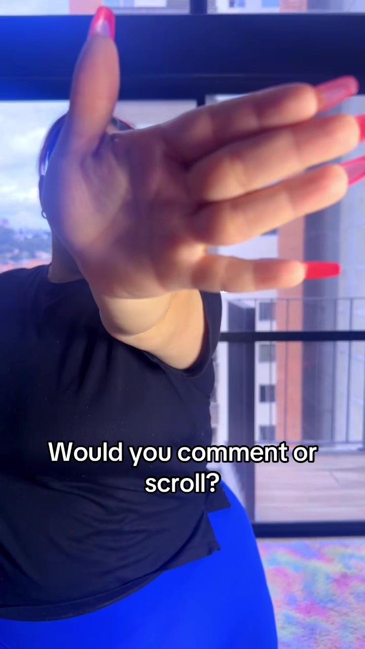@lolanextdoar