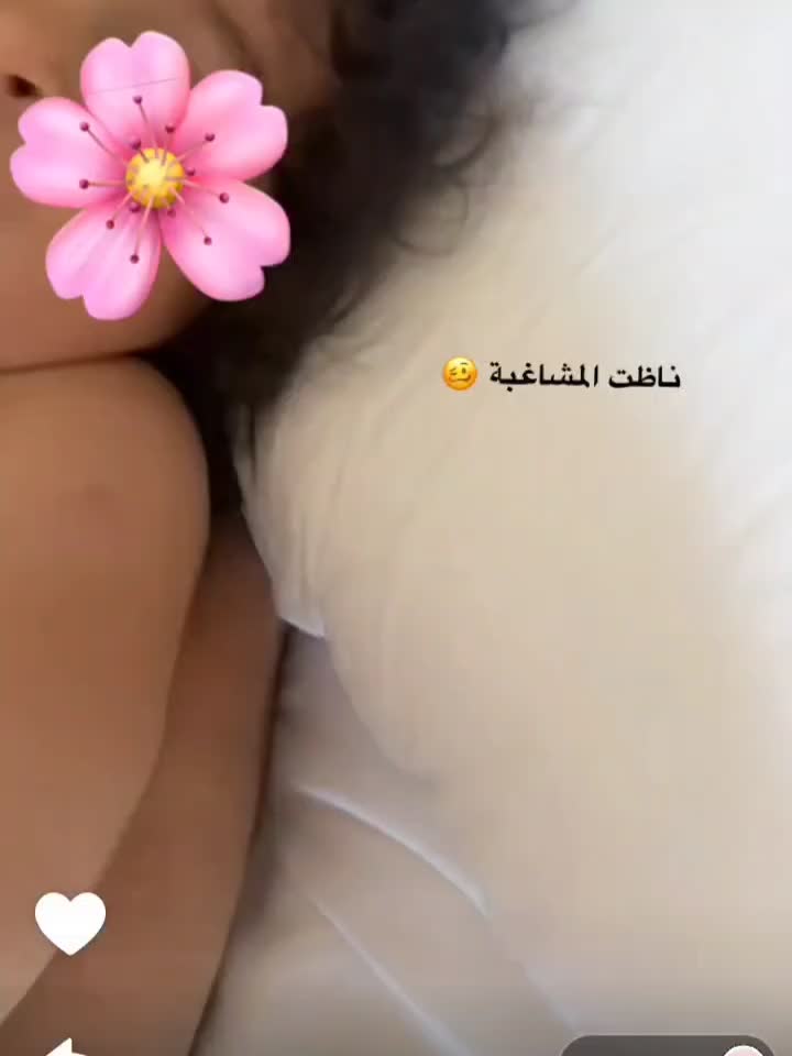 @chahinez_