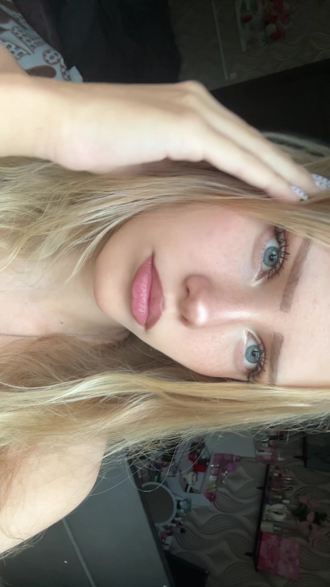 @anaais1