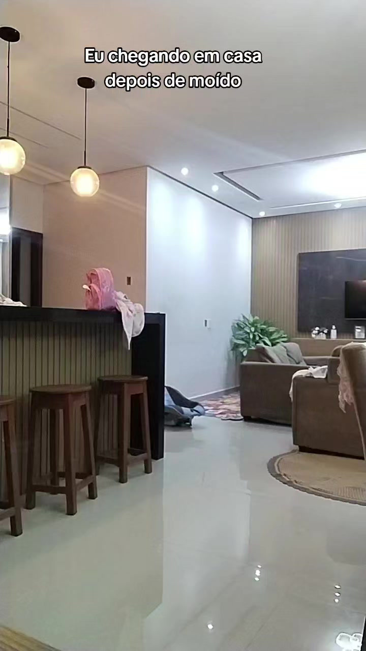 @Pedreiro debochado 🤠