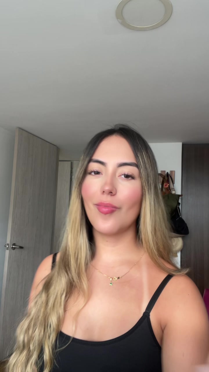 @Laura valencia