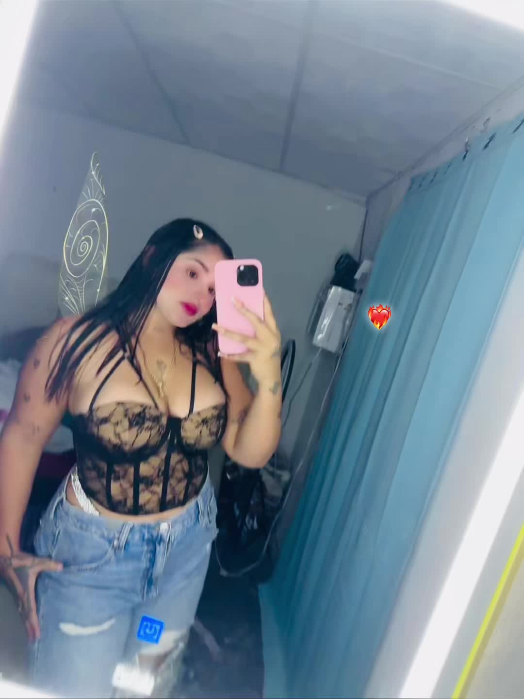 @𝒜𝓁ℯ🦋.