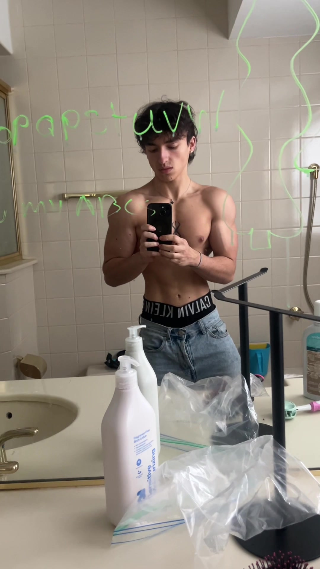@Gianni