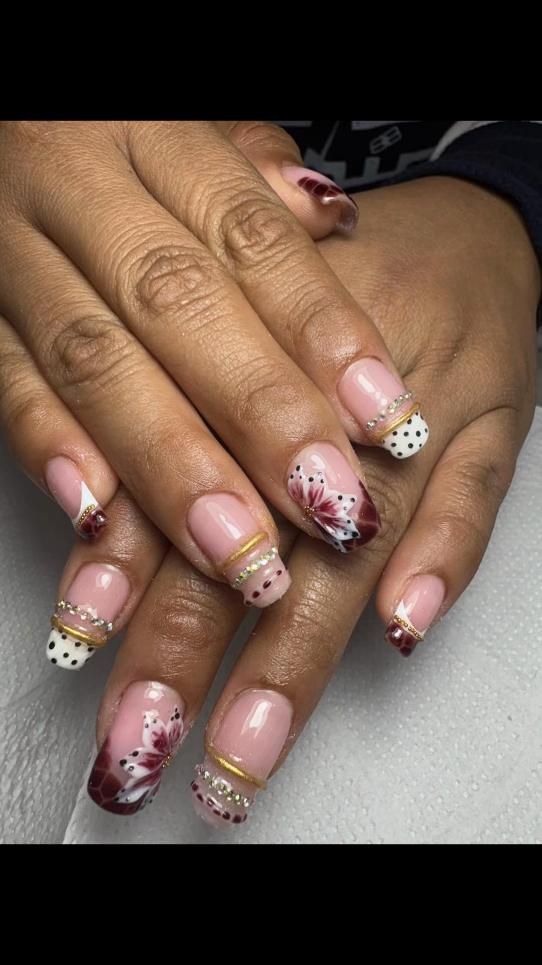@Deluxe uñas