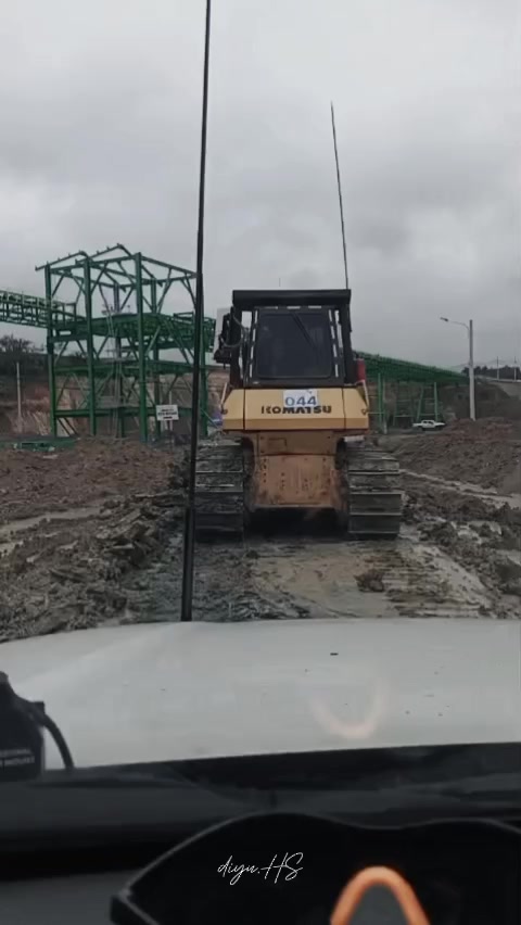 @Tukang Listrik Kontemporer ⚡️