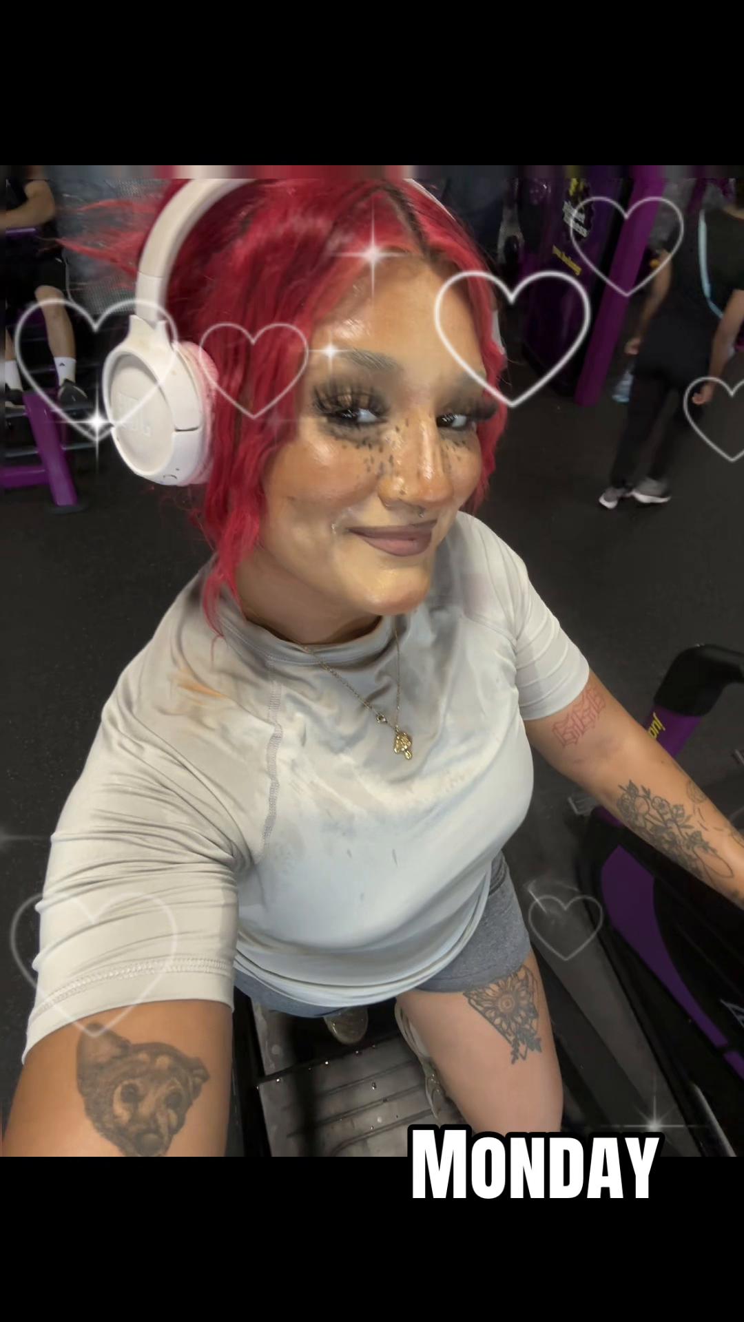 @juliaadaniellee
