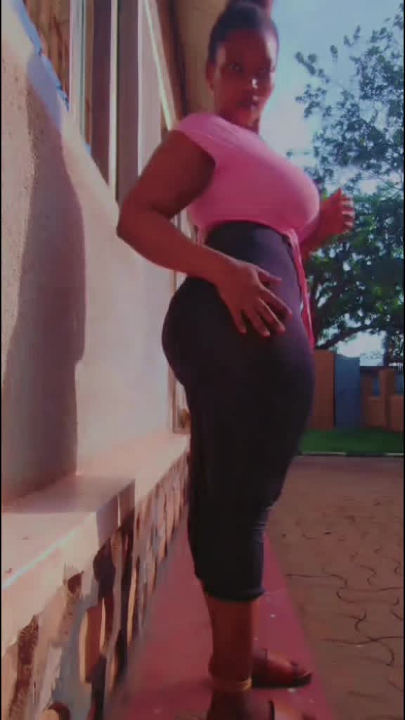@nahuraesther