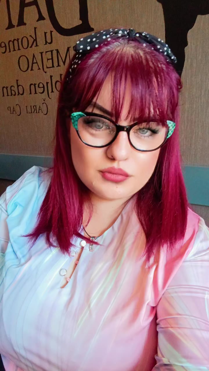 @Alisa u zemlji čuda