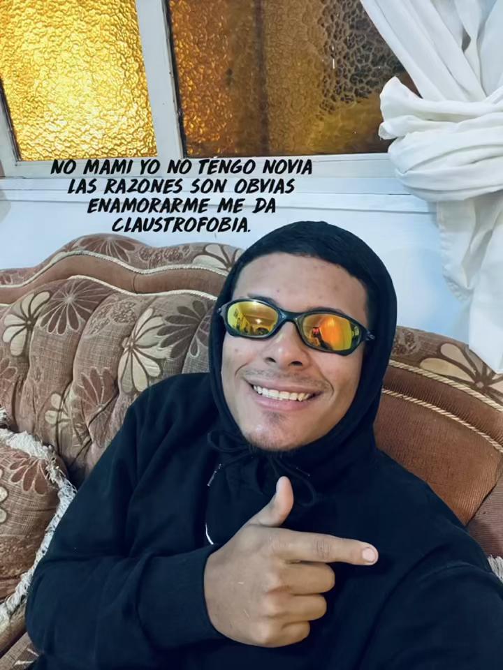 @𝕵