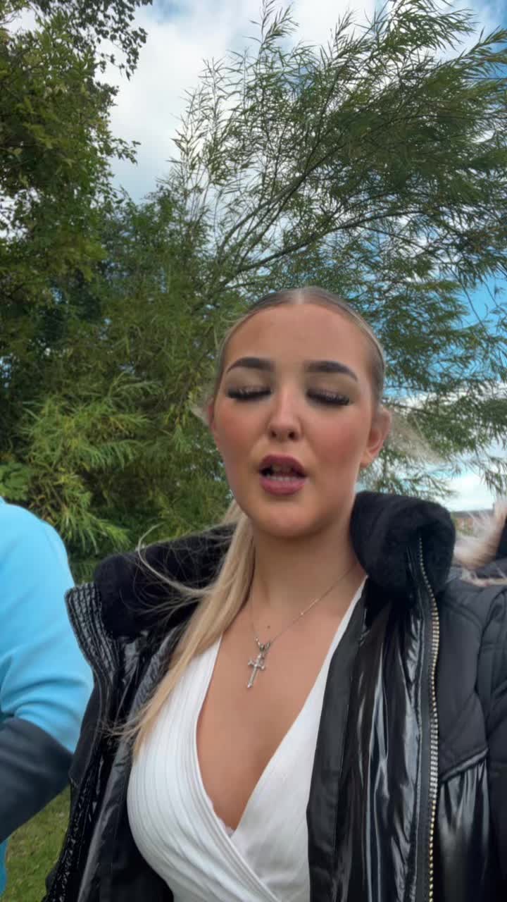@𝓙𝓾𝓷𝓮 𝓰𝓪𝓻𝓭𝓷𝓮𝓻👸🏼