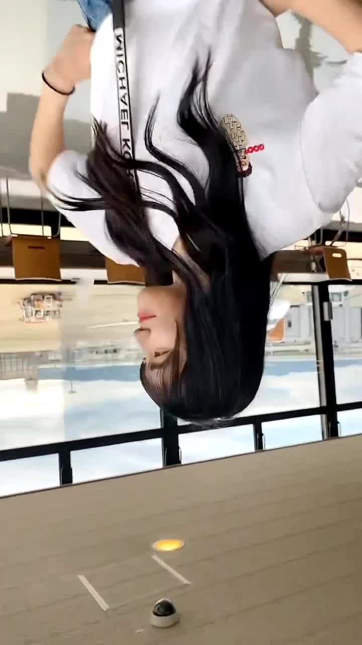 @elysemurray