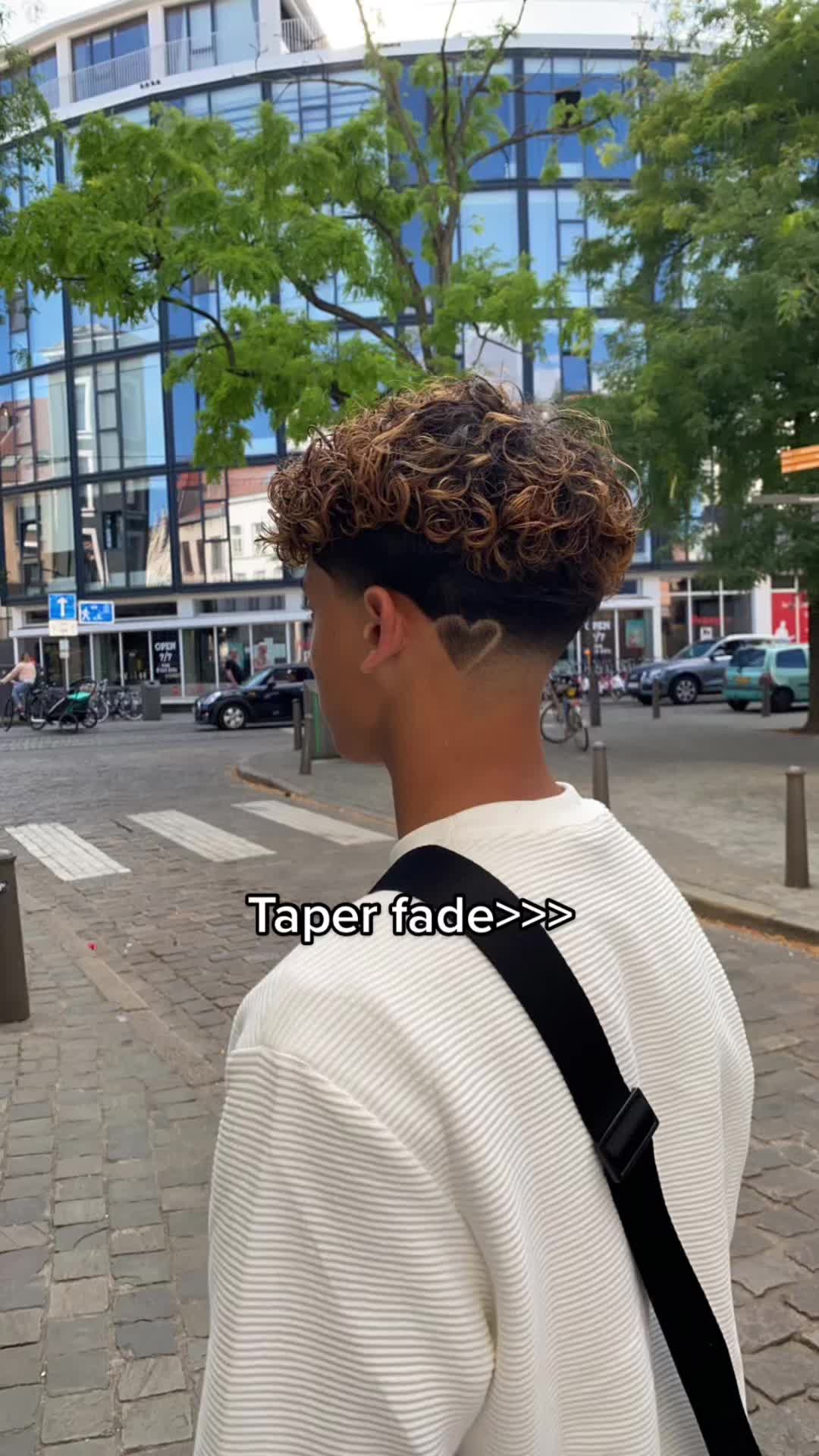 @De Indi&euml;r🇮🇳