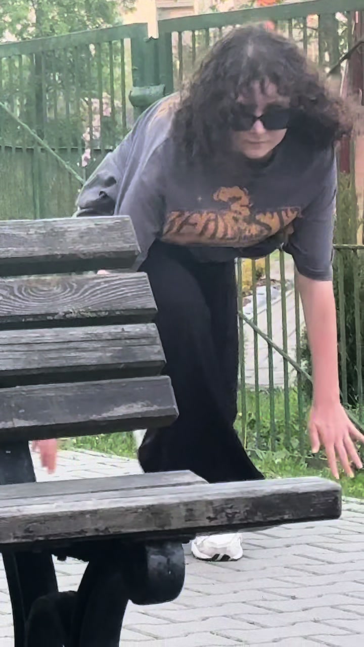 @wcaleee
