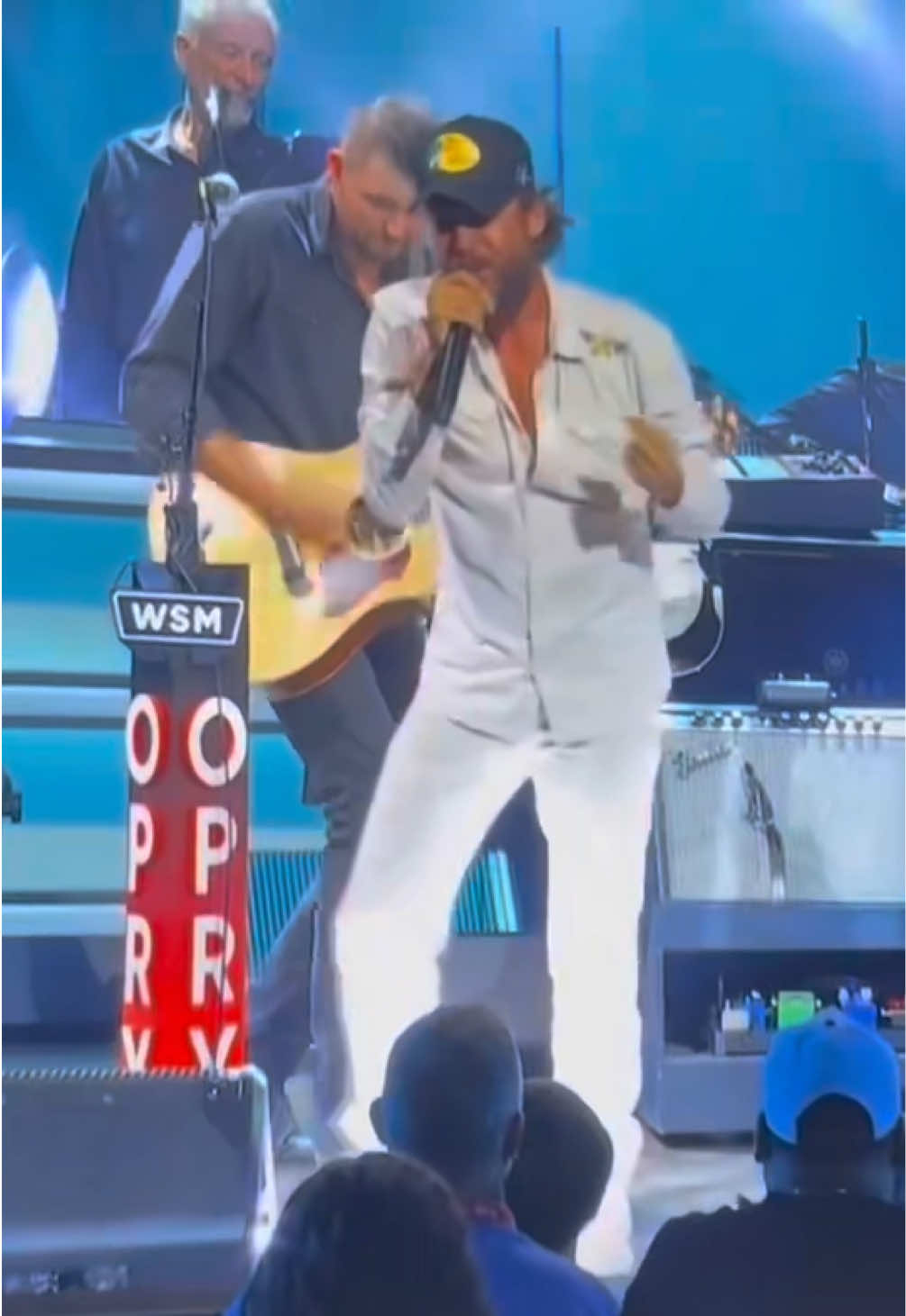 @Chris Janson