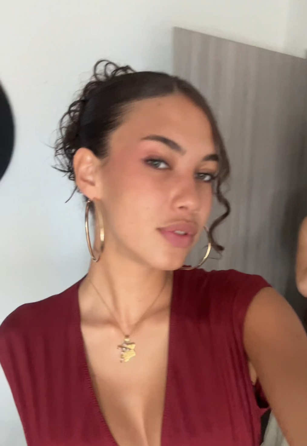@Liv