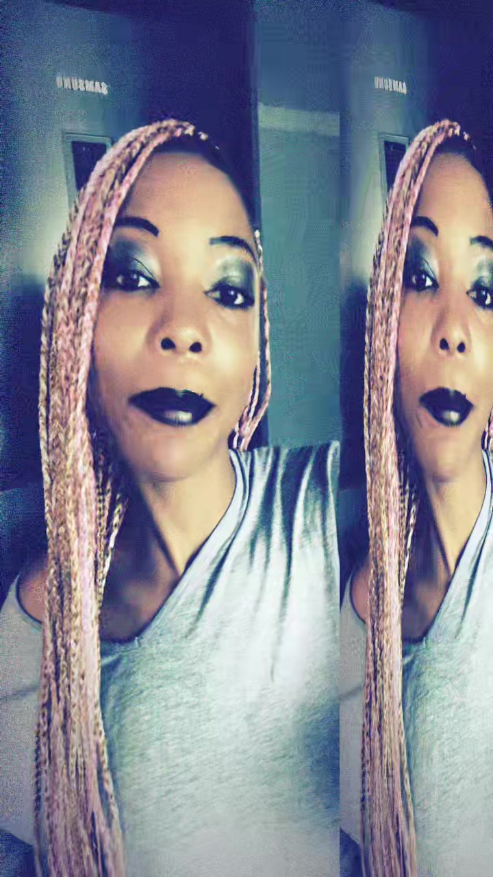@Tshiamo