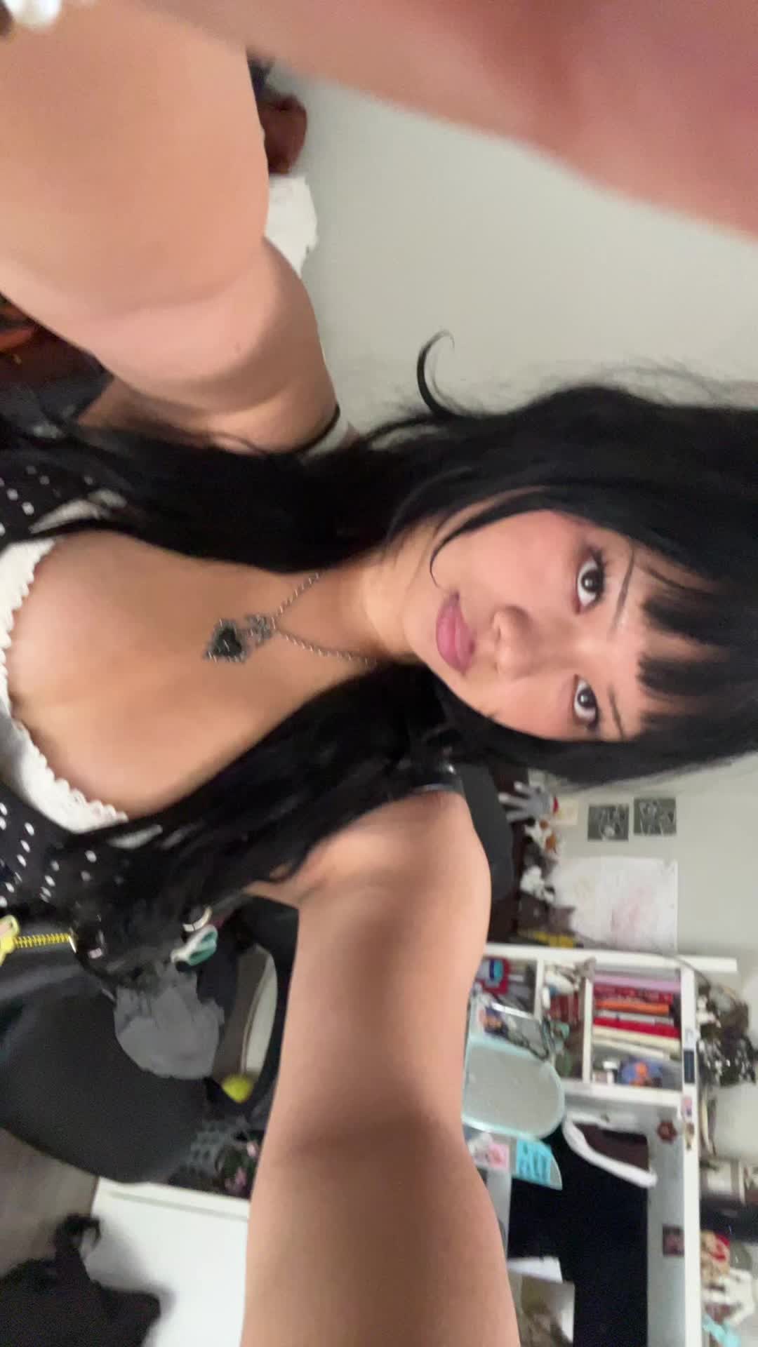 @℮liana