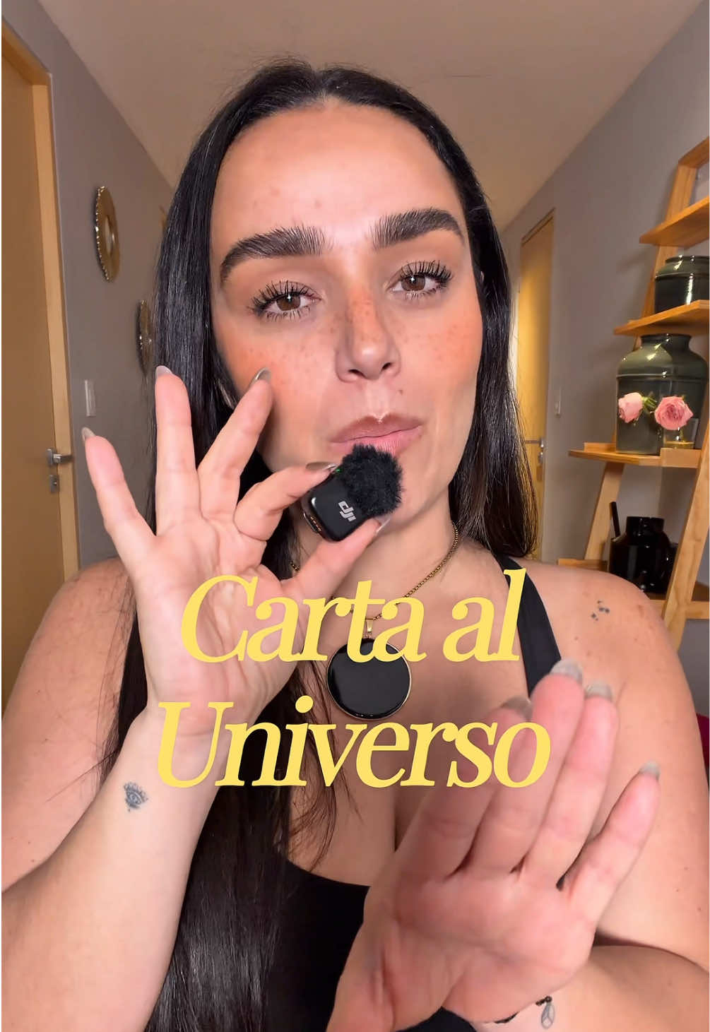 @monicamakaco